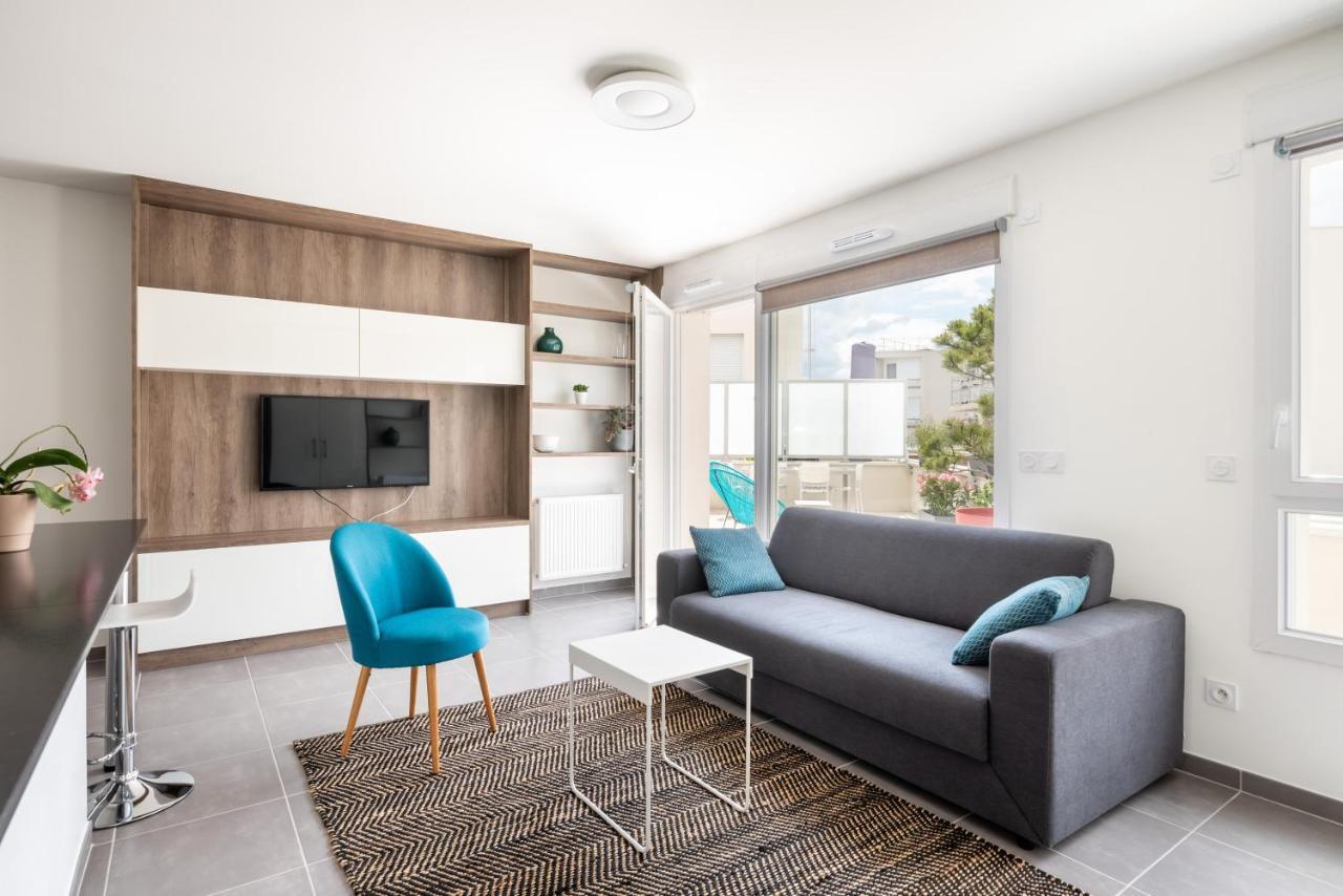 Appartement De Standing Avec Grande Terrasse Villeurbanne Dış mekan fotoğraf