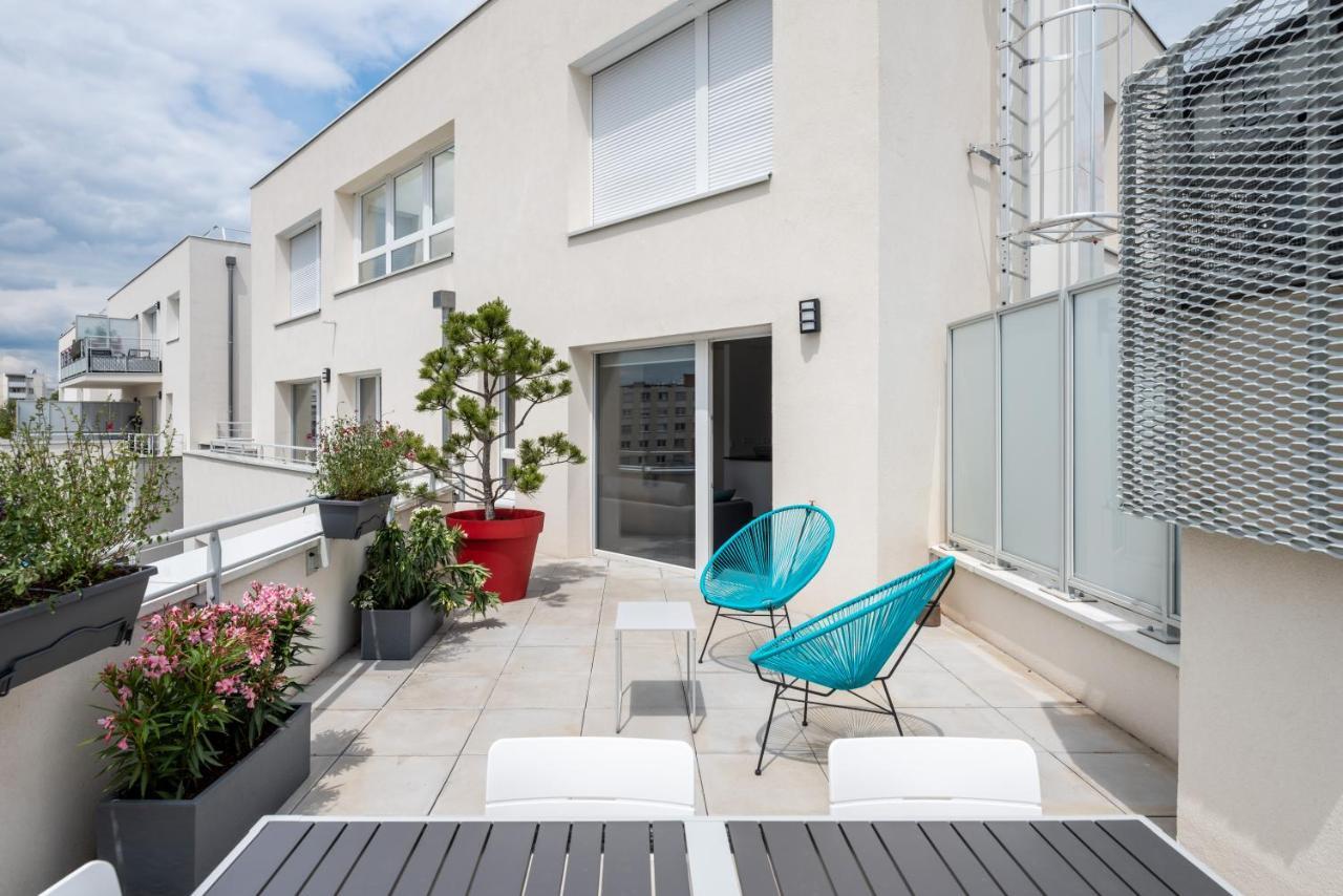 Appartement De Standing Avec Grande Terrasse Villeurbanne Dış mekan fotoğraf